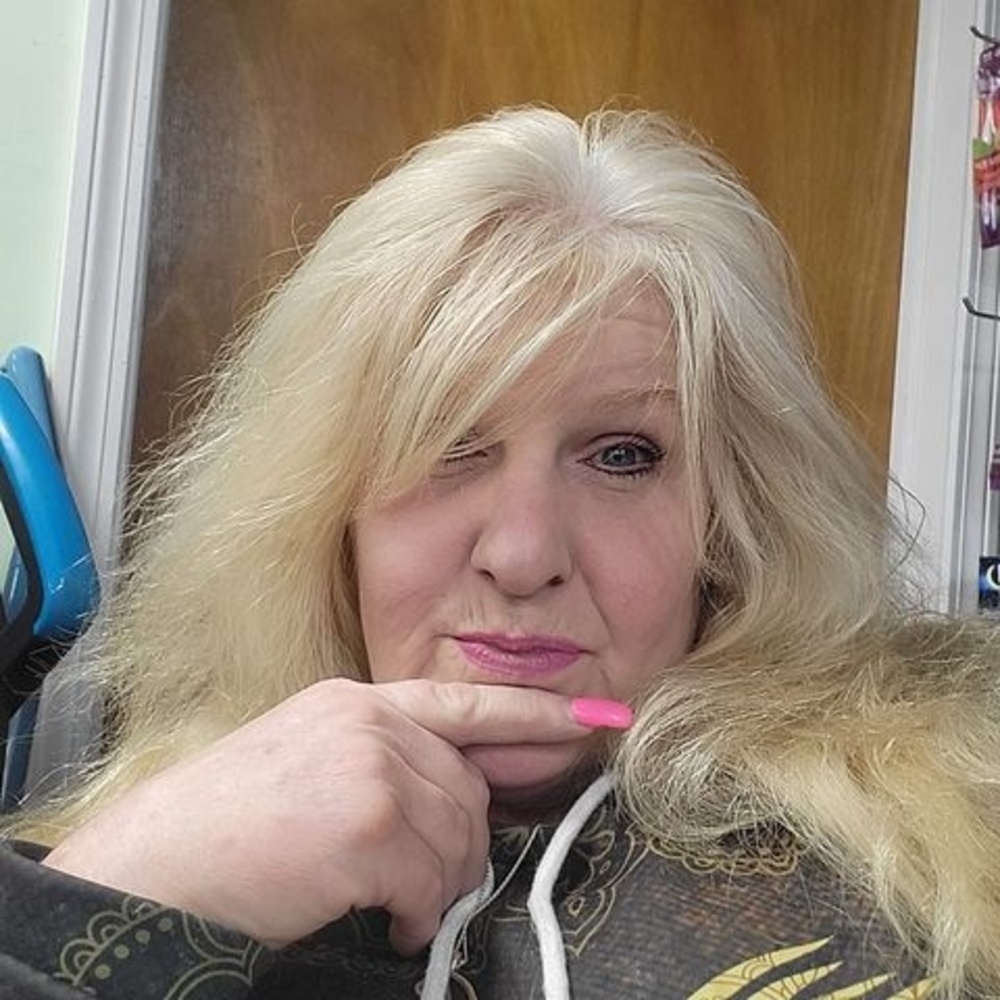 Meet your Posher, Sandra